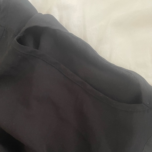 Guess short sleeve blouse - Picture 2 of 2